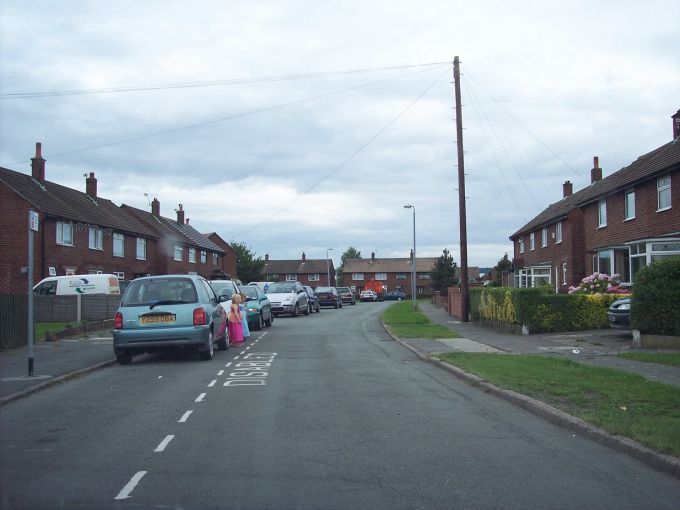 Holly Road, Golborne