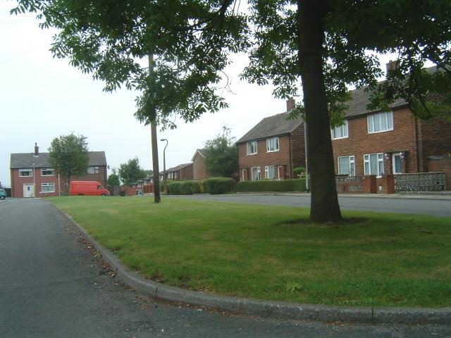 Larkhill Avenue, Standish