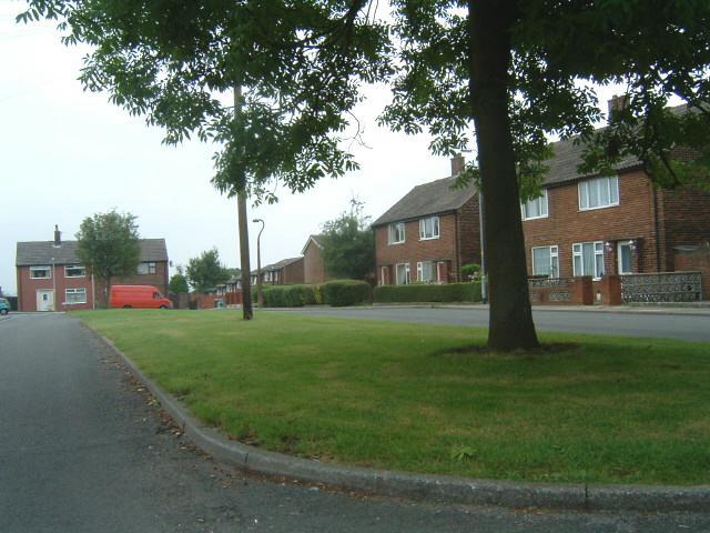 Larkhill Avenue, Standish