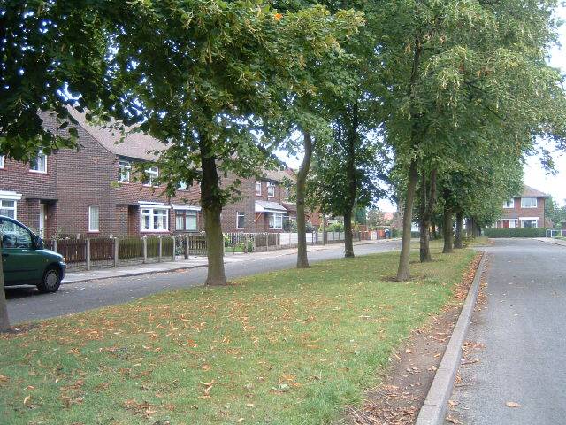 Longridge Avenue, Standish