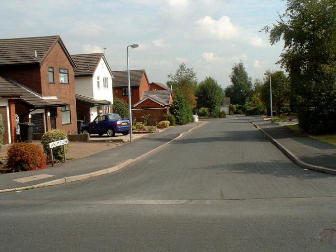 Langholm Close, Winstanley