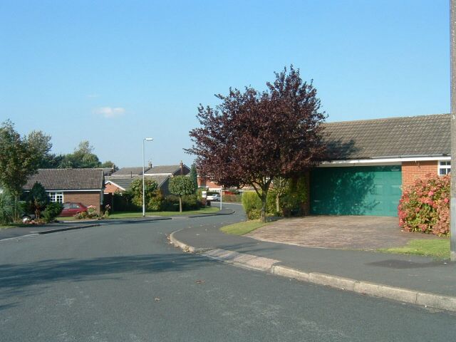 Longendale Road, Standish