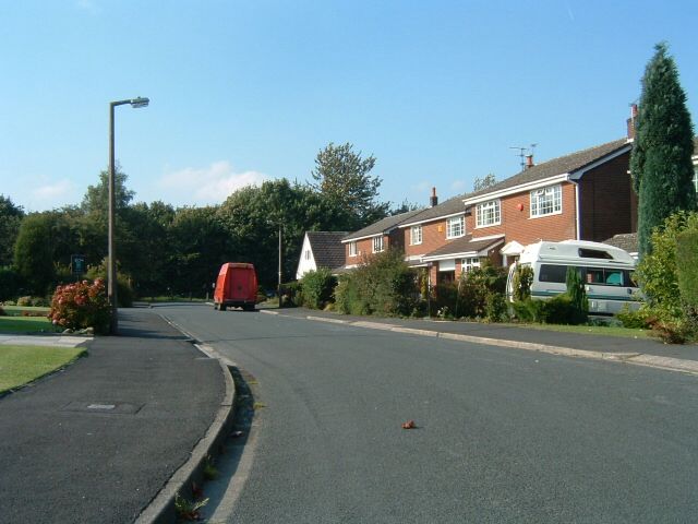 Longendale Road, Standish