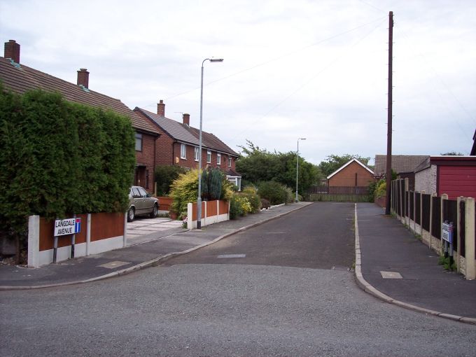 Langdale Avenue, Golborne