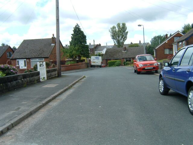 Lincoln Drive, Aspull