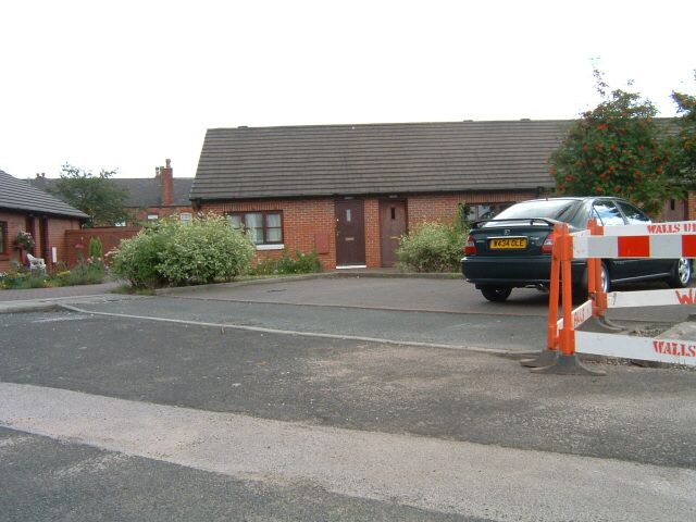 Longshoot Close, Wigan