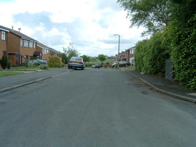 Lincoln Drive, Aspull