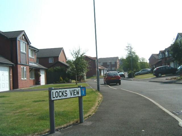 Locks View, Ince