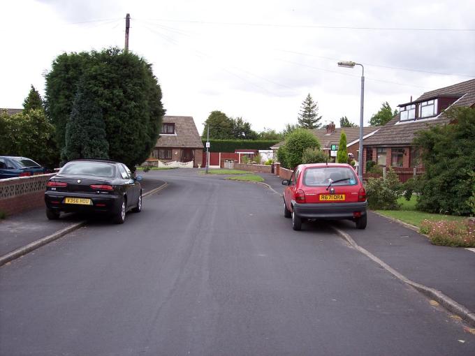 Millingford Avenue, Golborne