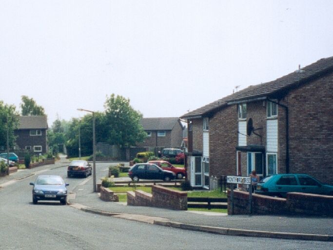Montford Rise, Aspull