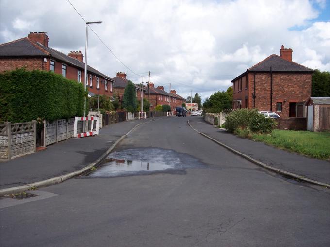 Mains Avenue, Bamfurlong