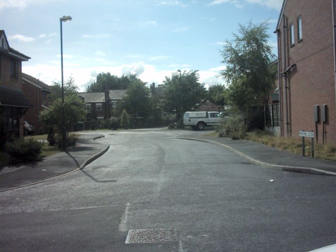 Minstrel Close, Abram