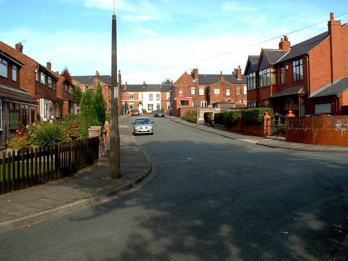Newland Avenue, Wigan