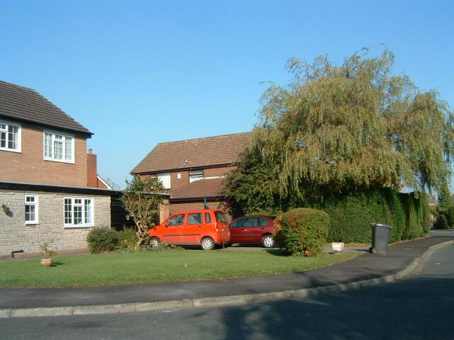 Oaklea, Standish