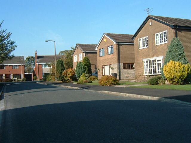 Parkway, Standish