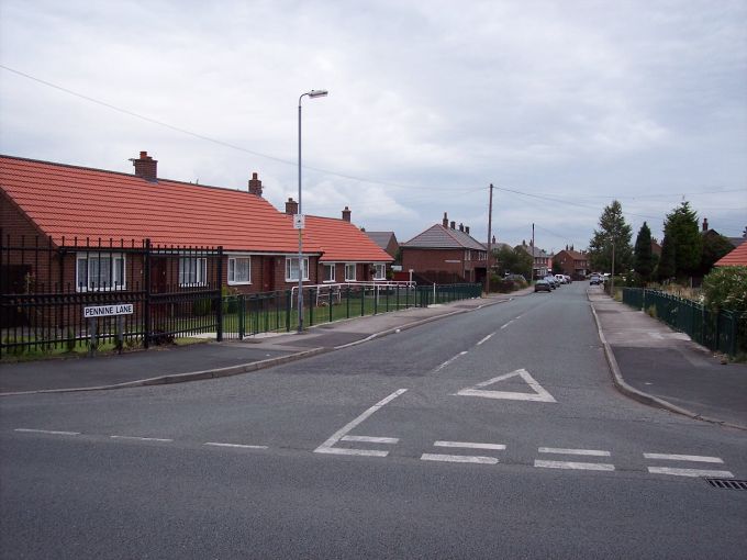 Pennine Lane, Golborne