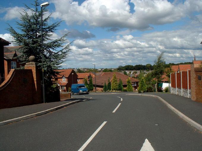 Paris Avenue, Winstanley