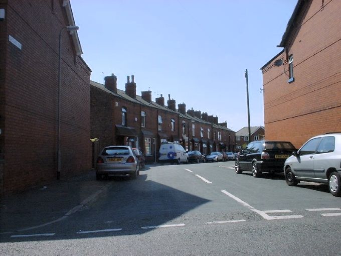 Second Avenue, Wigan