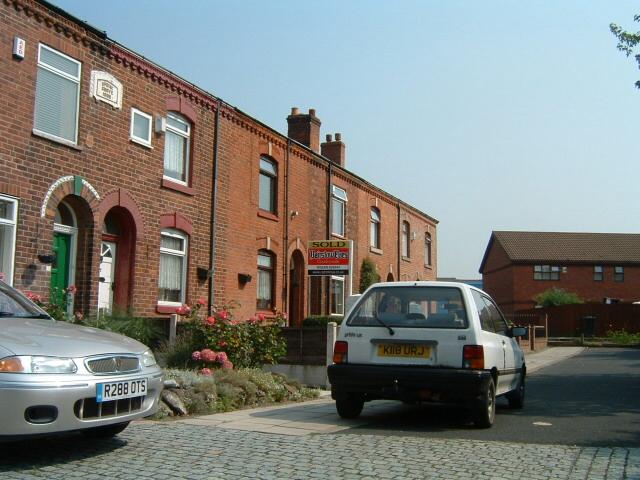 Spring Grove, Wigan