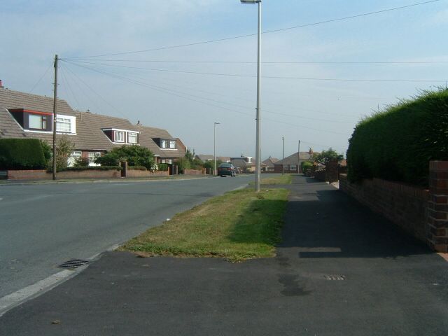 Sterndale Avenue, Standish