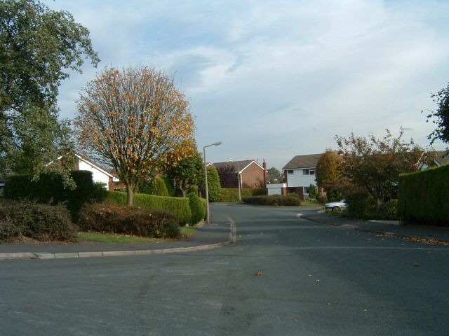 Southlands Avenue, Standish