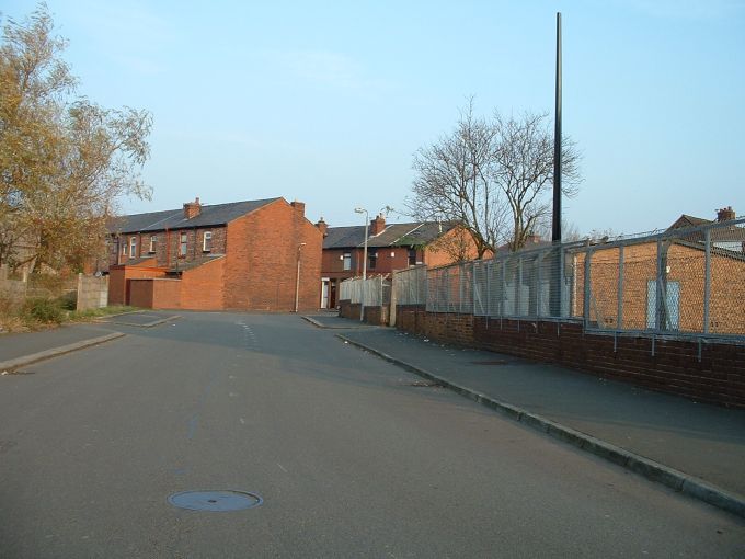 Stephen Street, Platt Bridge