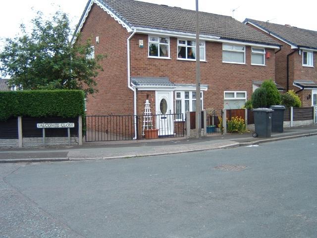 Salcombe Close, Wigan