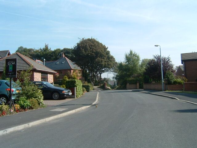 Trescott Mews, Standish