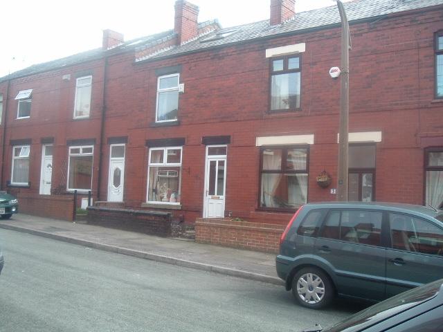 Whiteside Avenue, Wigan
