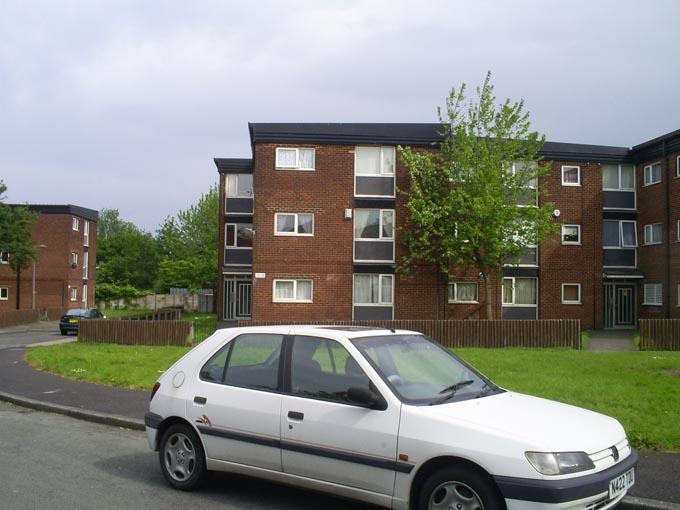 Logwood Place, Newtown