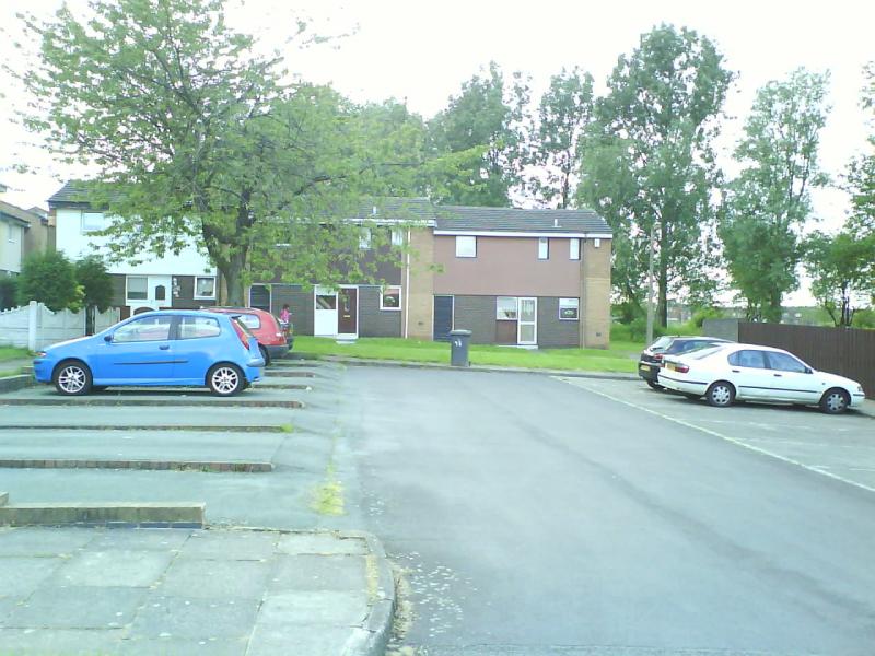 Falkirk Grove, Wigan