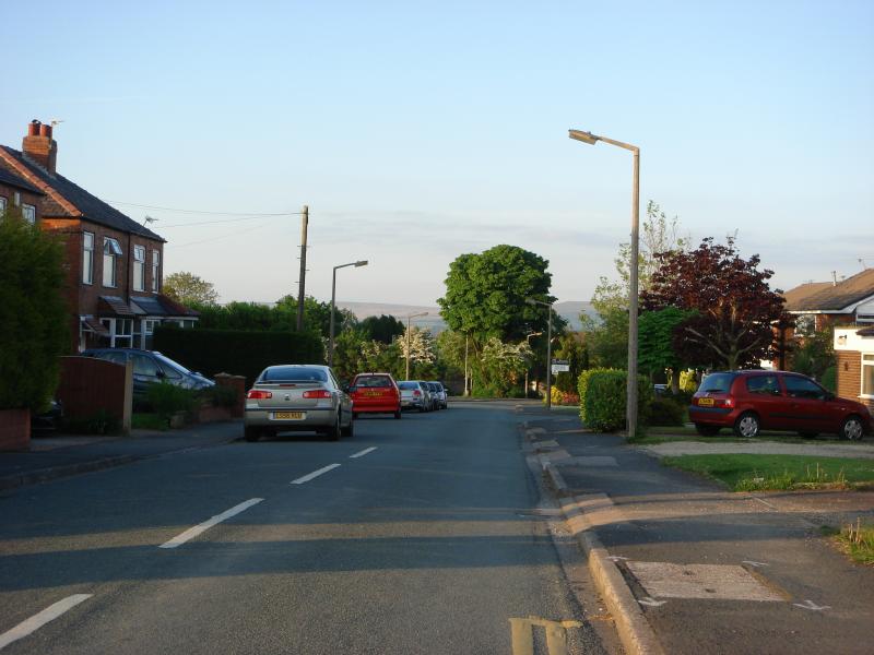 Southlands Avenue, Standish