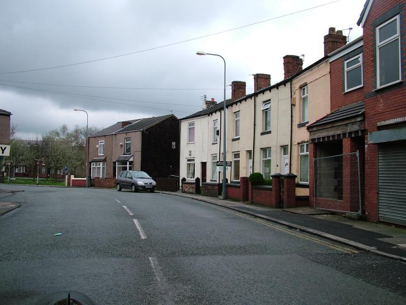 Walthew Lane, Platt Bridge