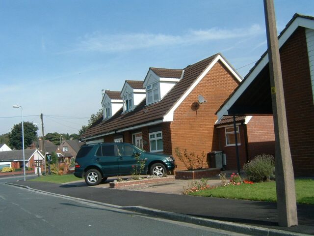 Wakefield Crescent, Standish