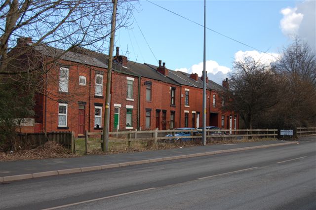 Warrington Road, Ince & Platt Bridge